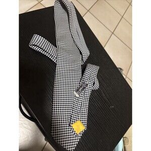 Hughes Hatcher Suffrin Mens All Polyester Geometric Design Black White